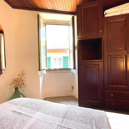 Historic Downtown Home By The Sea With King Bed モンテロッソ・アル・マーレ エクステリア 写真